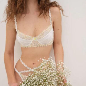 For love and lemons daisy chain bra and panty set. Never worn.